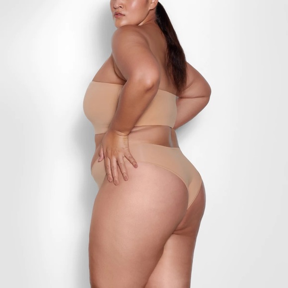 SKIMS Fits Everybody Bandeau in Ochre size 2X - Picture 3 of 10